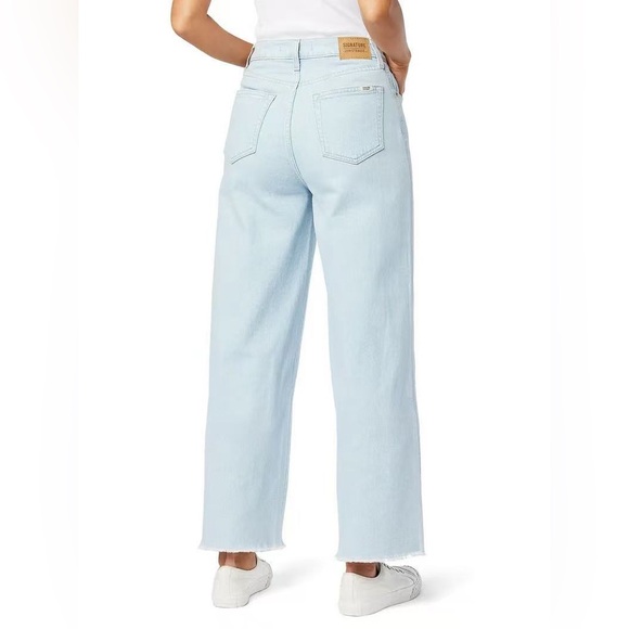 Levi Strauss Signature Women's Heritage High-Rise Wide Leg Jeans 16 - Picture 3 of 16